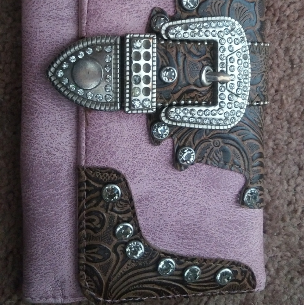 Wallet. - Picture 2 of 3